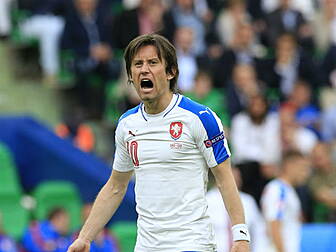 Tomas Rosicky is the Czech inj...